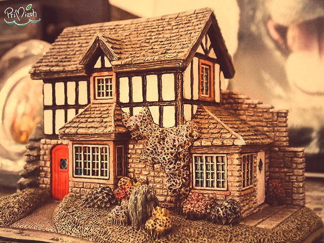 Красивый дом в миниатюре